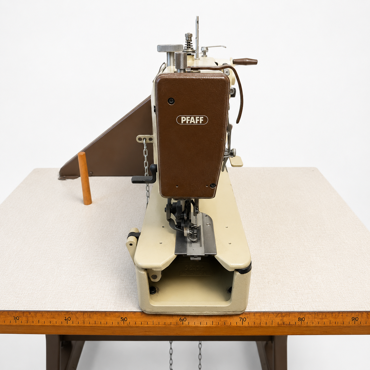 PFAFF 3116 Asolatrice Industriale - Usata - immagine 2